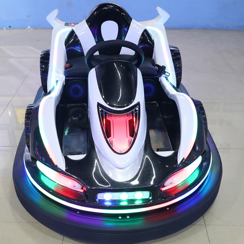 热销儿童乐园室内商用电动漂移碰碰车广场游乐设备大型双人游乐场