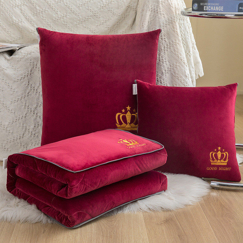 2021新款宝宝绒保暖双拼加厚绣花抱枕被