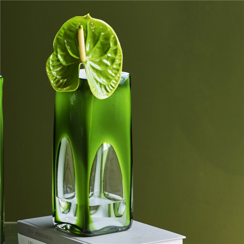 碧轩简约中古风渐变橄榄绿方缸手工花瓶软装酒店客厅家居玻璃瓶