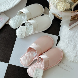 法式优雅刺绣缎面情侣家居拖鞋秋冬季室内家用软底防滑女士居家鞋