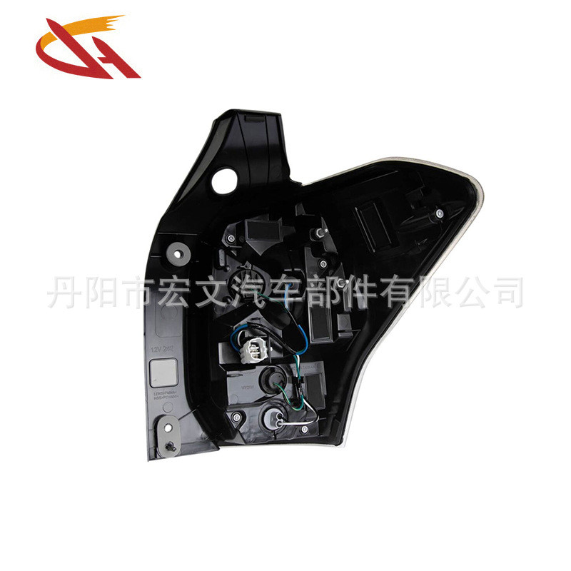 热销适用于2016-2018年斯巴鲁forester森林人美版us后尾灯刹车灯