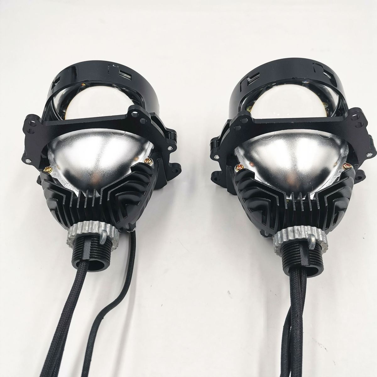2021新款led灯汽车灯3.0寸LED双光透镜大灯超亮聚光无损通用透镜