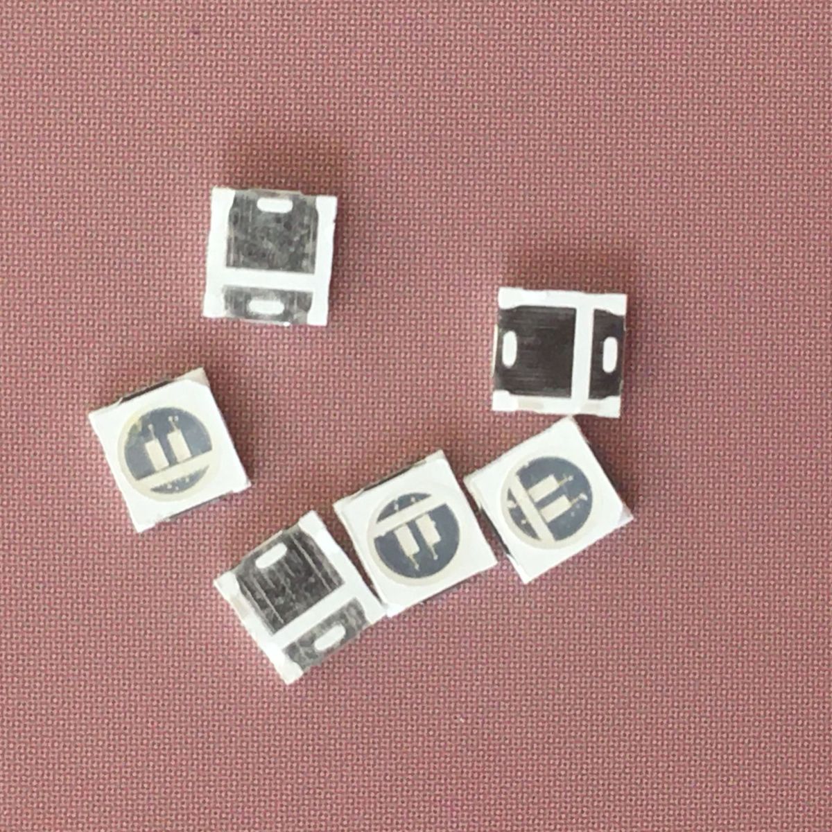 3535灯珠白光3v/6v/9v/18v/36v/48v/54v/72v金黄暖白冷白光1.5w