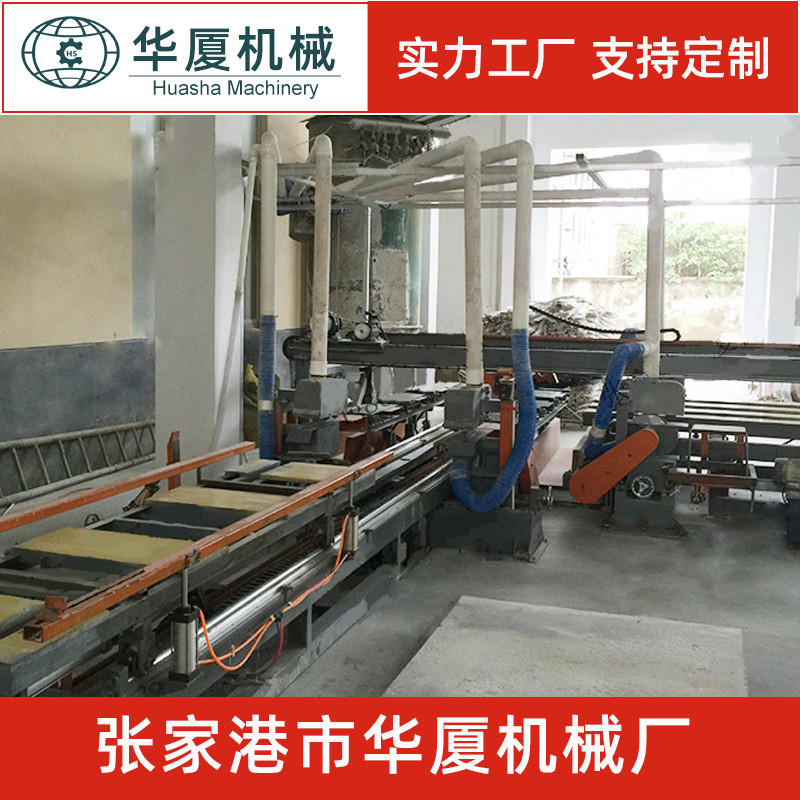 热销清理模机塑料破碎清洗输送机建筑模板清理灰渣除锈板机