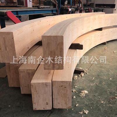 弧形胶合木梁 花旗松胶合木方 弯曲梁 樟子松木材 可打孔开槽预制