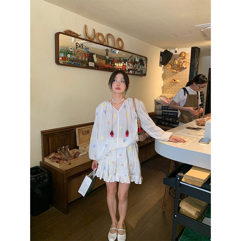 落落狷介秋装搭配一整套小个子白色套装裙刺绣两件套半身裤裙