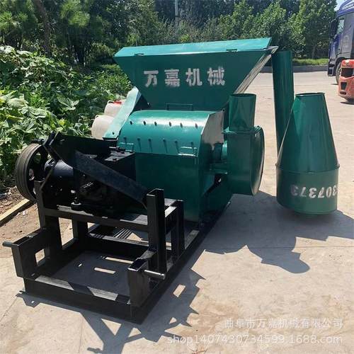 沙克龙除尘草糠机饲料玉米秸秆粉打机四轮带花生秧除膜粉碎机