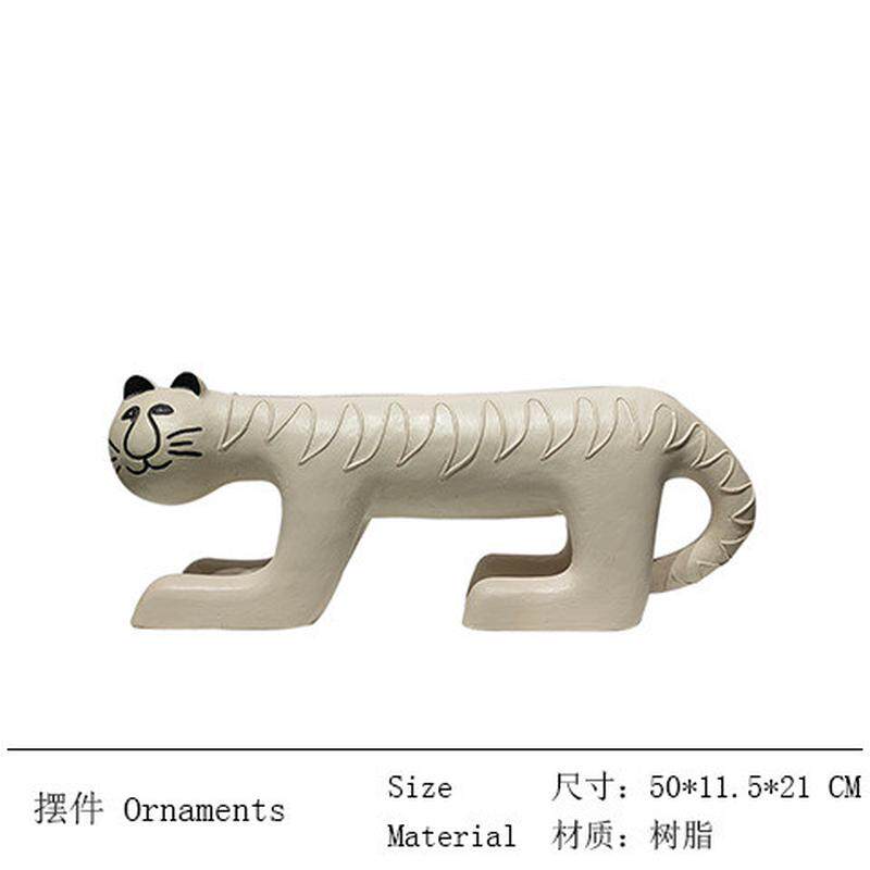 现代创意树脂卡通样板间虎猫儿童大脚抽象摆件售楼部客厅书房饰品