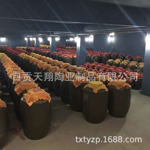 热销【300公斤酒坛】厂家定土陶瓷存酒容器可批发耐用酒缸酿酒缸