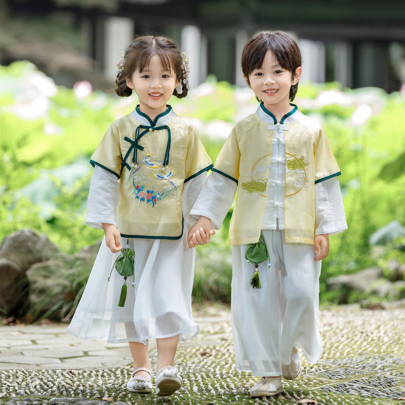 儿童中式春秋夏季男生幼儿园服中国风女宝古装朗诵