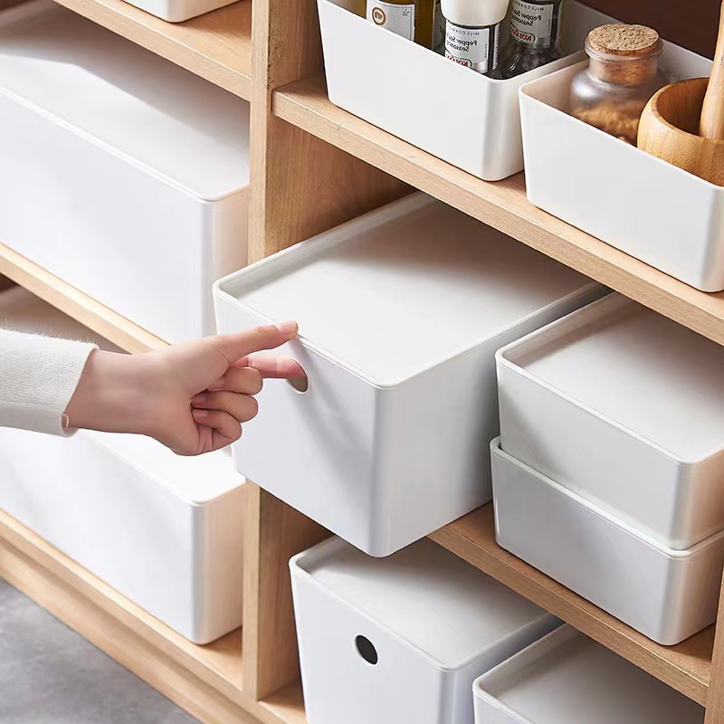 收纳盒桌面家用厨房橱柜杂物置物筐化妆品零食盒子塑料整理箱带盖