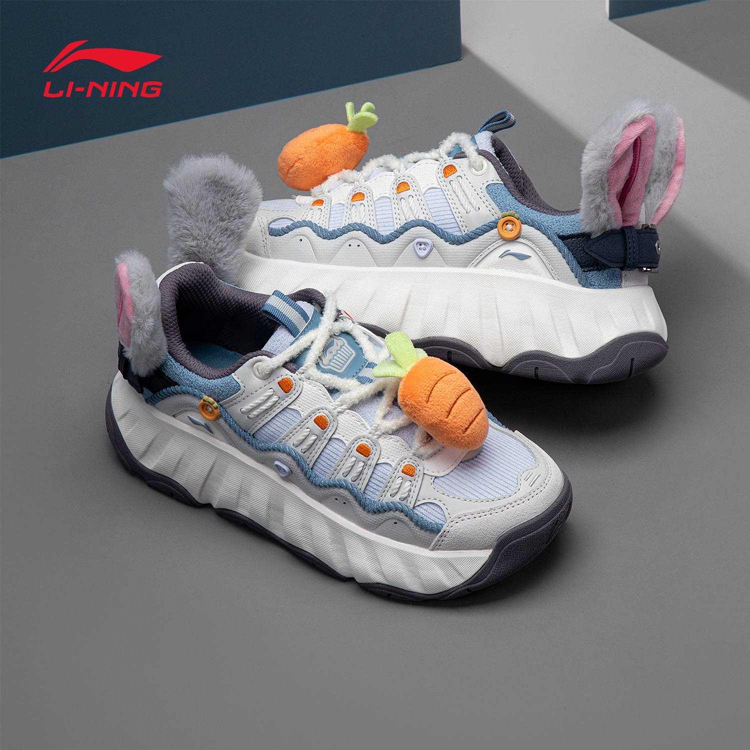 李宁迪士尼联名曲奇女士休闲鞋25冬季新款时尚舒适百搭厚底老爹鞋