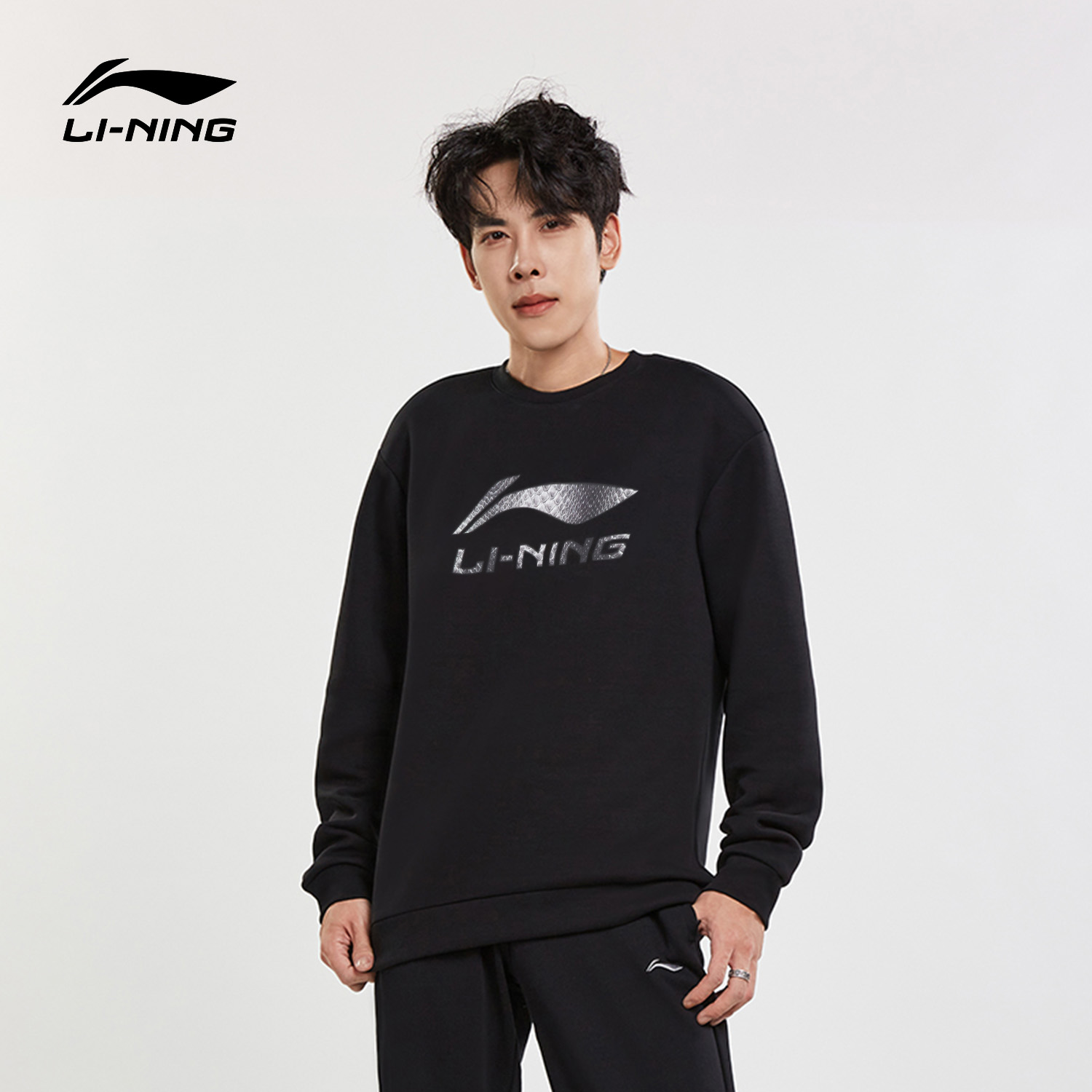 李宁加绒款保暖套头圆领无帽卫衣