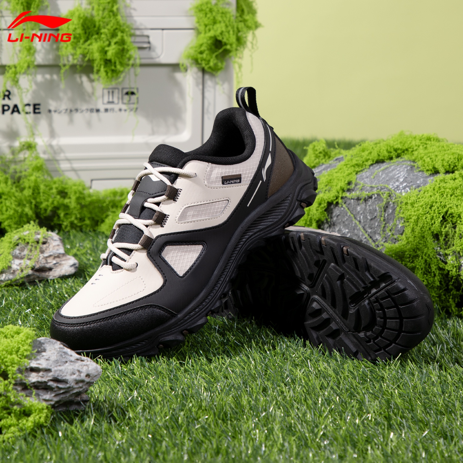 李宁休闲鞋男款反光秋季户外鞋子