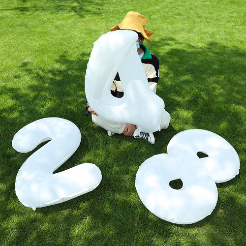 ins风白色40寸生日数字铝膜气球
