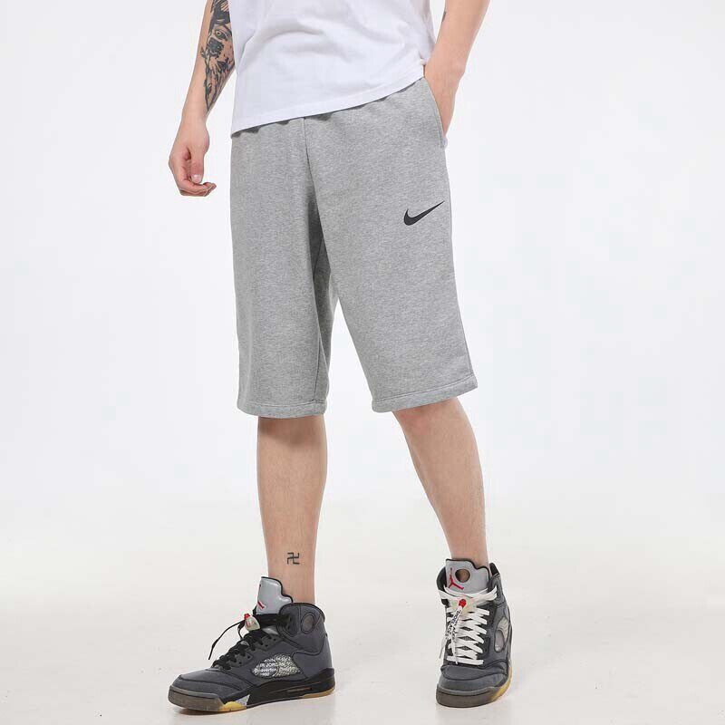 Nike灰色七分运动短裤吸