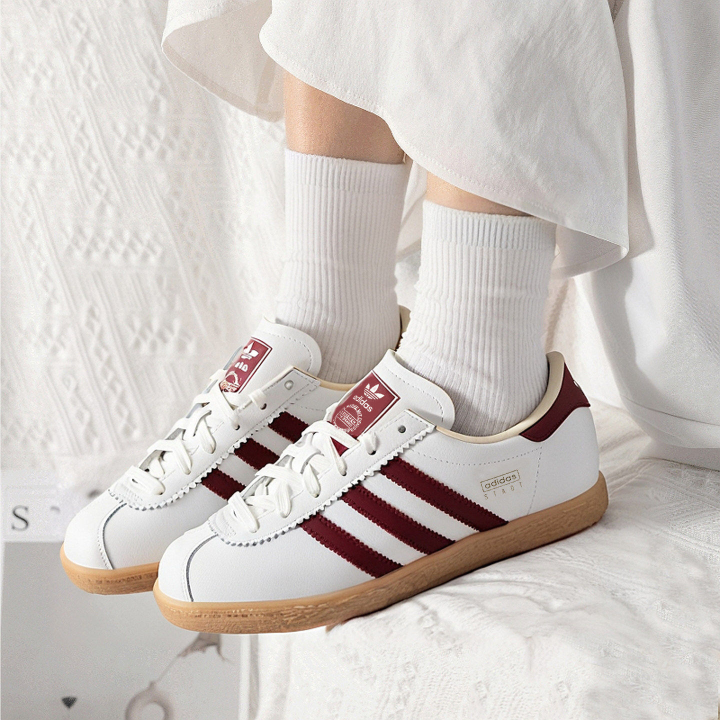 Adidas三叶草板鞋女夏季