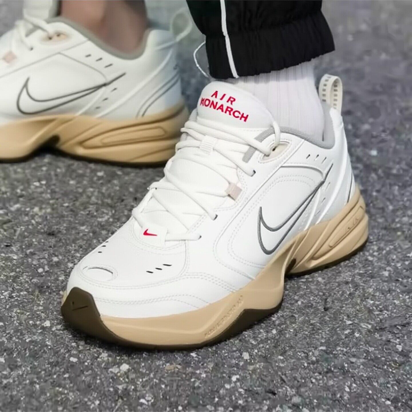 Nike耐克男鞋新款运动鞋皮面AIR休闲鞋复古百搭老爹鞋减震跑步鞋