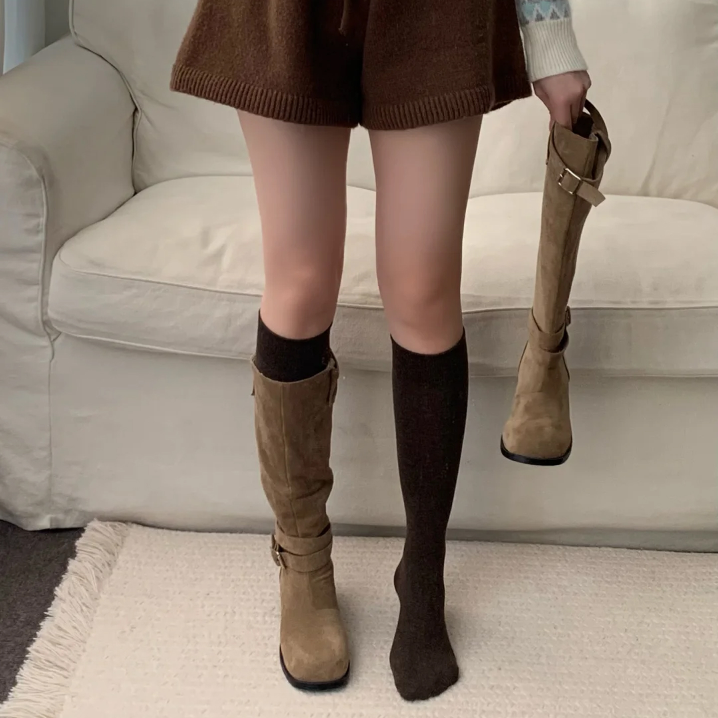 咖色小腿袜子女款秋长筒袜配靴子