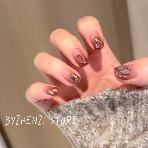 BYZHENZI STORE【卡尔波】秋日温柔女神财阀千金穿戴甲美甲贴甲油