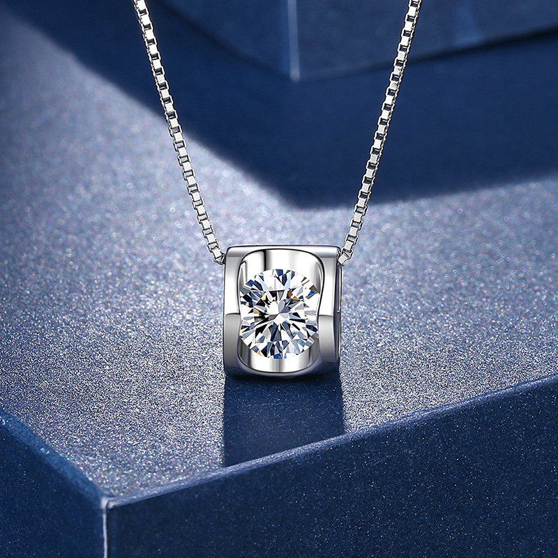 诗美洛纯银项链女正品莫桑石天使之吻吊坠简约锁骨链礼物毛衣链