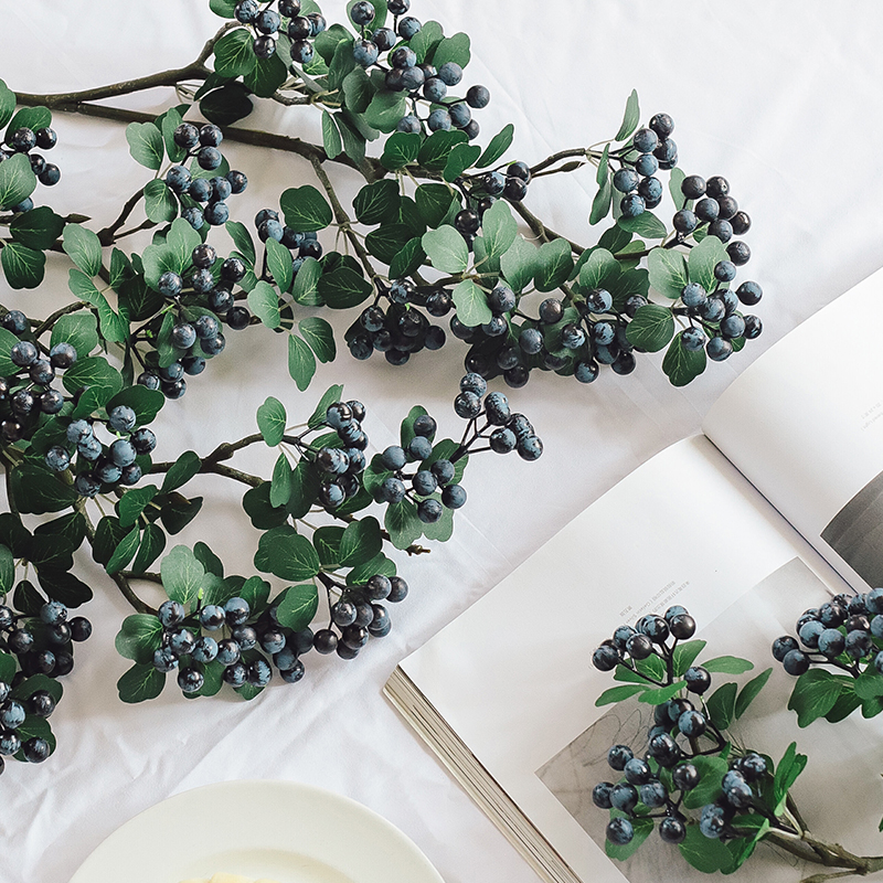 白霜细节，枝条感仿真蓝莓枝