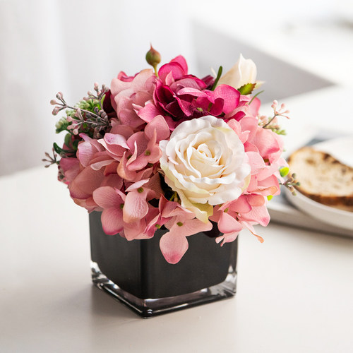 绣球小花束价格 绣球小花束图片 星期三