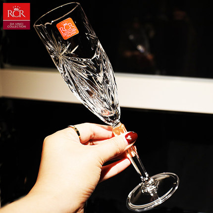意大利进口RCR水晶玻璃欧式气泡香槟杯刻花鸡尾酒高脚酒吧甜酒杯