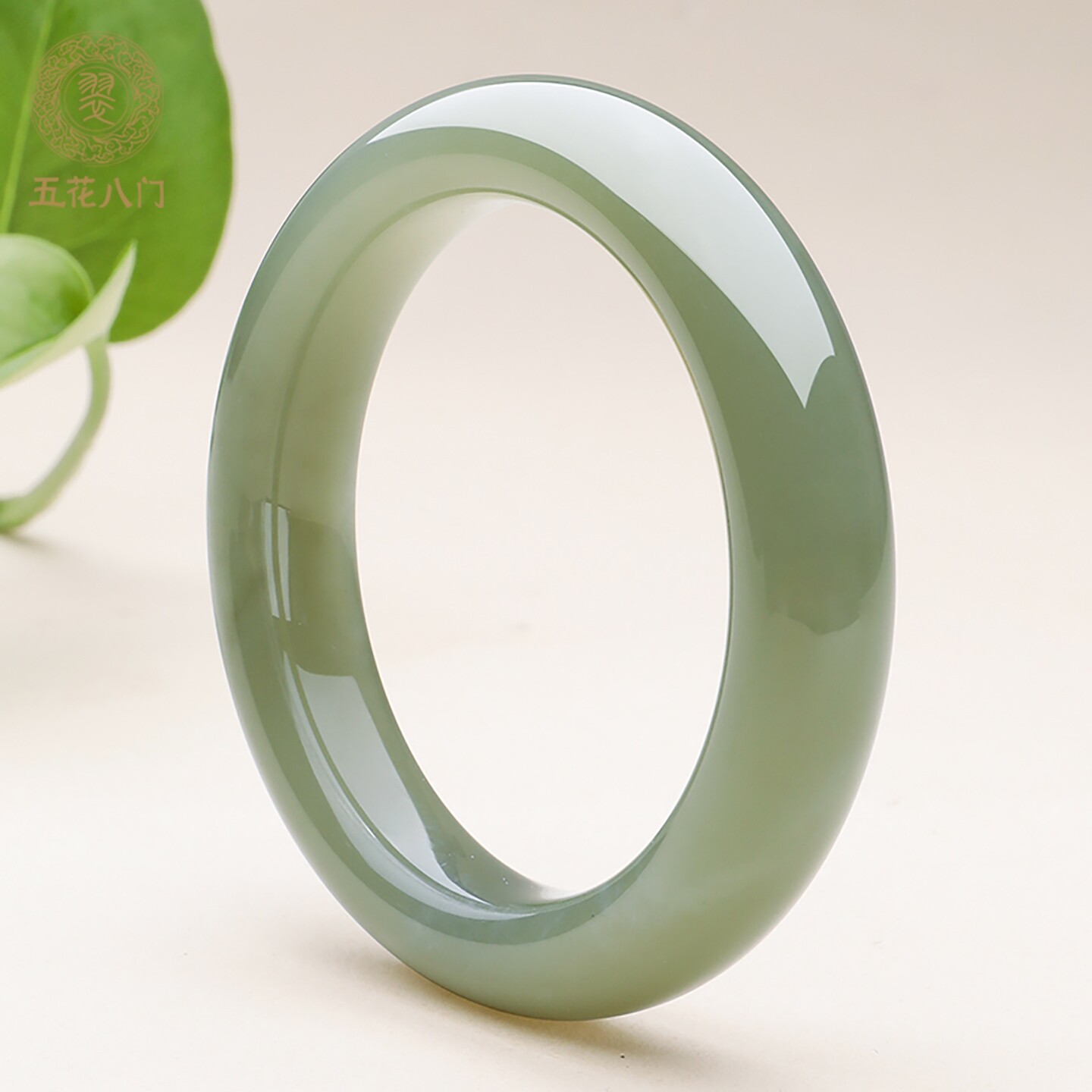 五花八门天然和田玉手镯平安镯浅青色玉镯子节日礼物带证书送妈妈