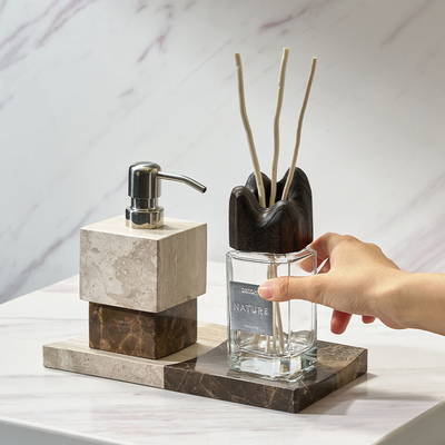 现代简约卫浴瓶托盘香薰组合会所