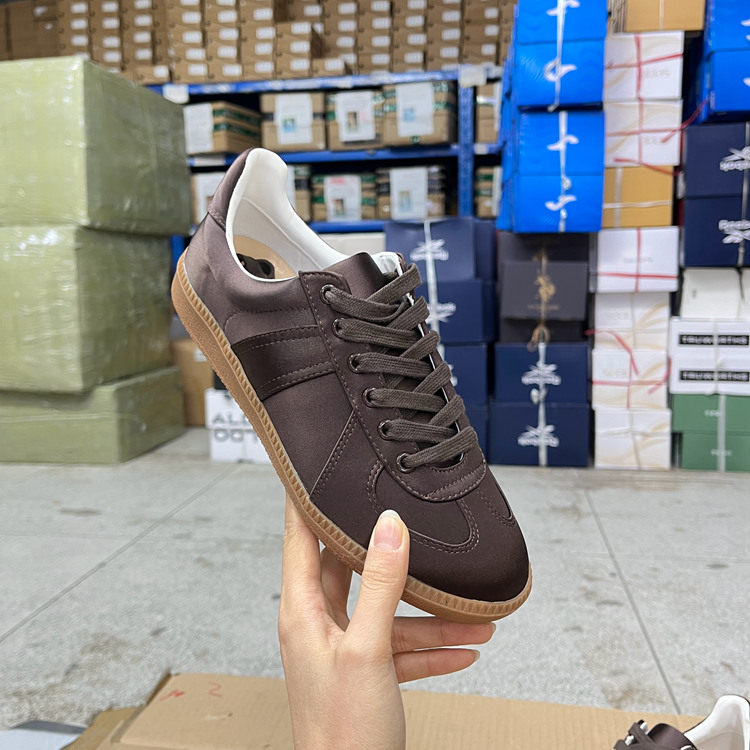 Lady Shoes外贸原单女鞋新款时尚百搭圆头纯色平底系带休闲板鞋,女鞋,休闲板鞋,淘宝优惠券,粉丝福利购,淘宝优惠卷