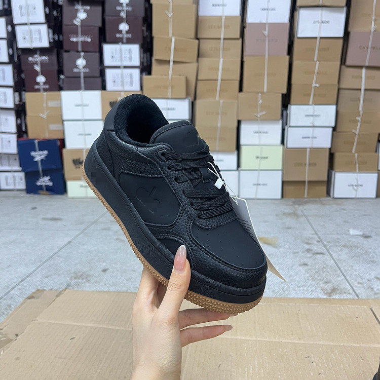 Lady Shoes外贸原单女鞋真皮时尚百搭圆头厚底系带舒适休闲板鞋