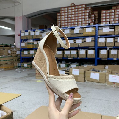 鱼嘴坡跟厚底草编麻底露趾帆布