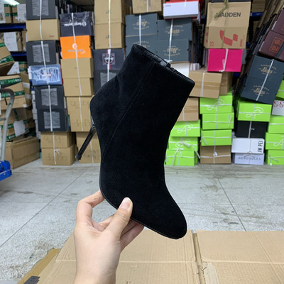 福利圆头纯色侧拉链细高跟短靴