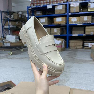 一脚蹬粗跟纯色日常圆头单鞋