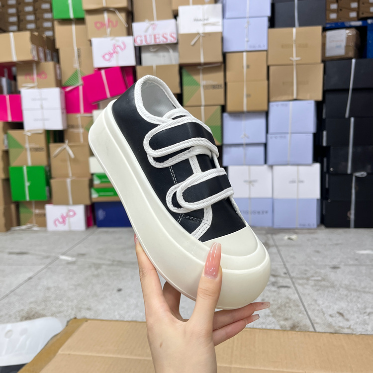 圆头厚底魔术贴休闲时尚板鞋单鞋