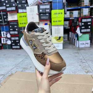 Lady Shoes外贸原单真皮厚底休闲鞋女圆头系带百搭运动老爹鞋时尚
