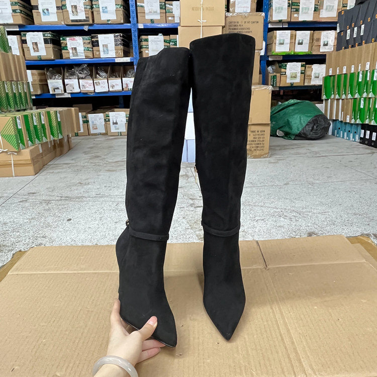 尖头纯色细高跟侧拉链时装长靴