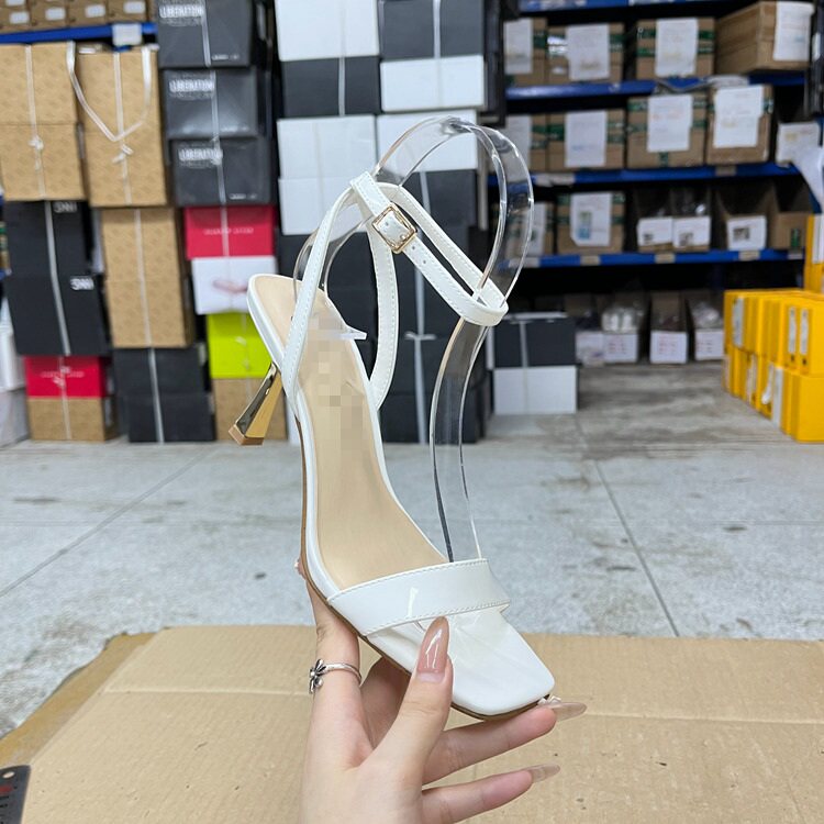 Lady Shoes 外贸原单女鞋时尚气质方头纯色细高跟一字扣时装凉鞋