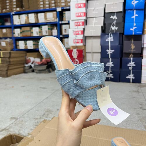 方头纯色粗跟百搭时装凉鞋拖鞋