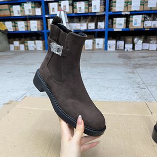 Lady Shoes外贸原单女靴新款时尚圆头纯色厚底粗跟皮带扣套筒短靴