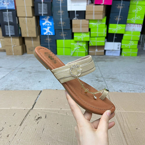 圆头平底链条带钻夹趾拖鞋凉鞋
