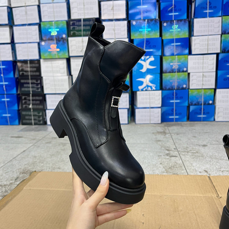 外贸出口女靴圆头纯色厚底粗跟防水台新款侧拉链时装短靴机车靴