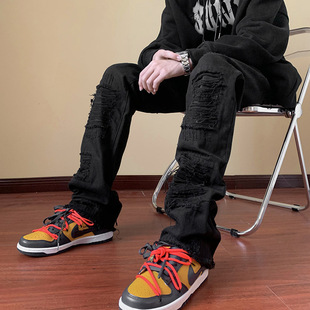 江浙沪穿搭纯黑色牛仔裤男款破洞裤子美式街头高街潮牌修身微喇裤