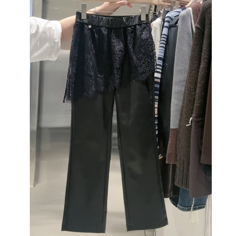 2025年秋冬新款蕾丝拼接微喇叭涂层皮裤女时尚宽松百搭显瘦九分裤