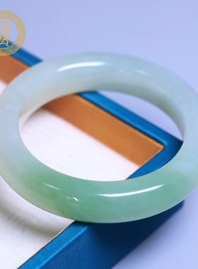 珪宝和田玉翠青宽条手镯女士58mm