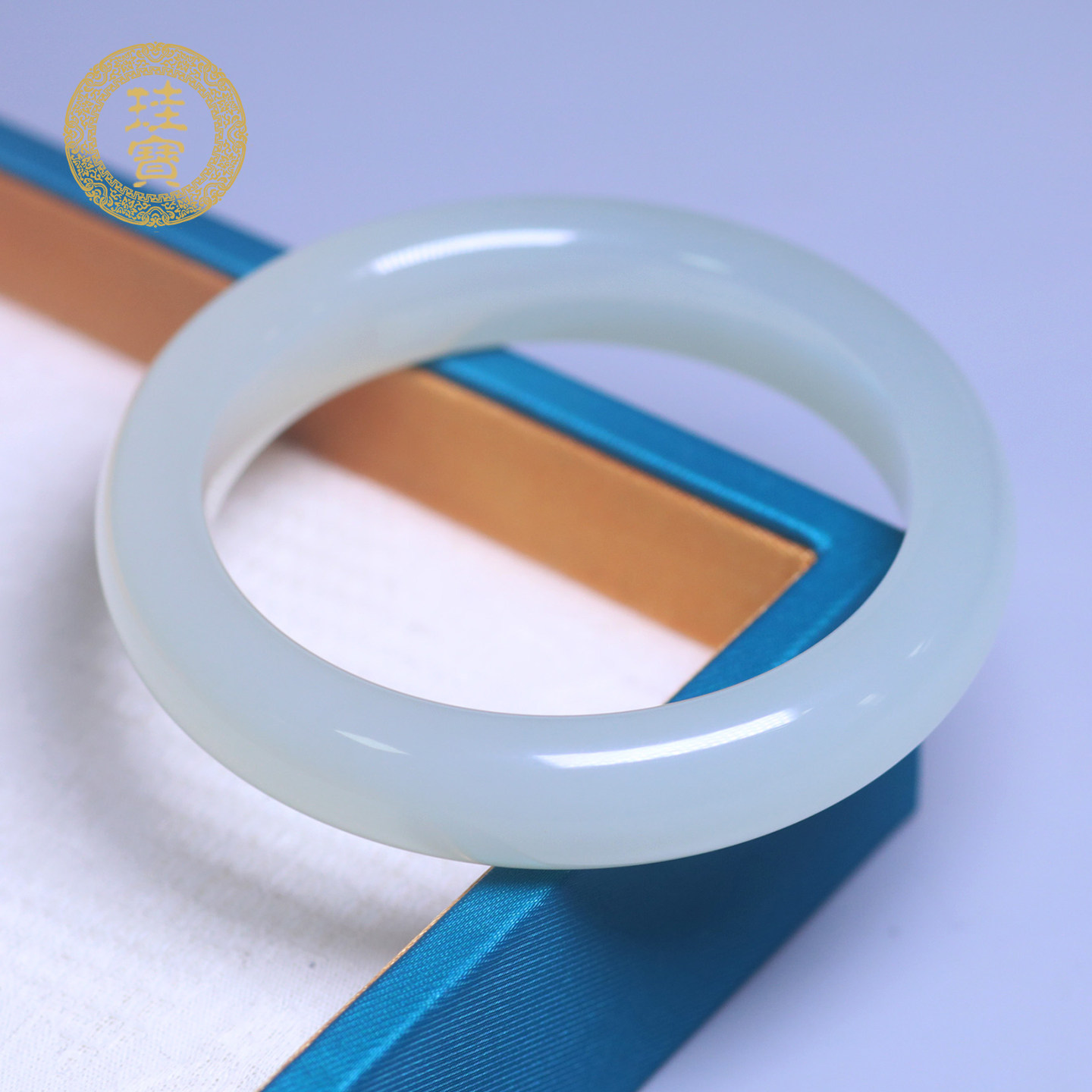 珪宝和田玉高冰晴水宽条手镯57mm