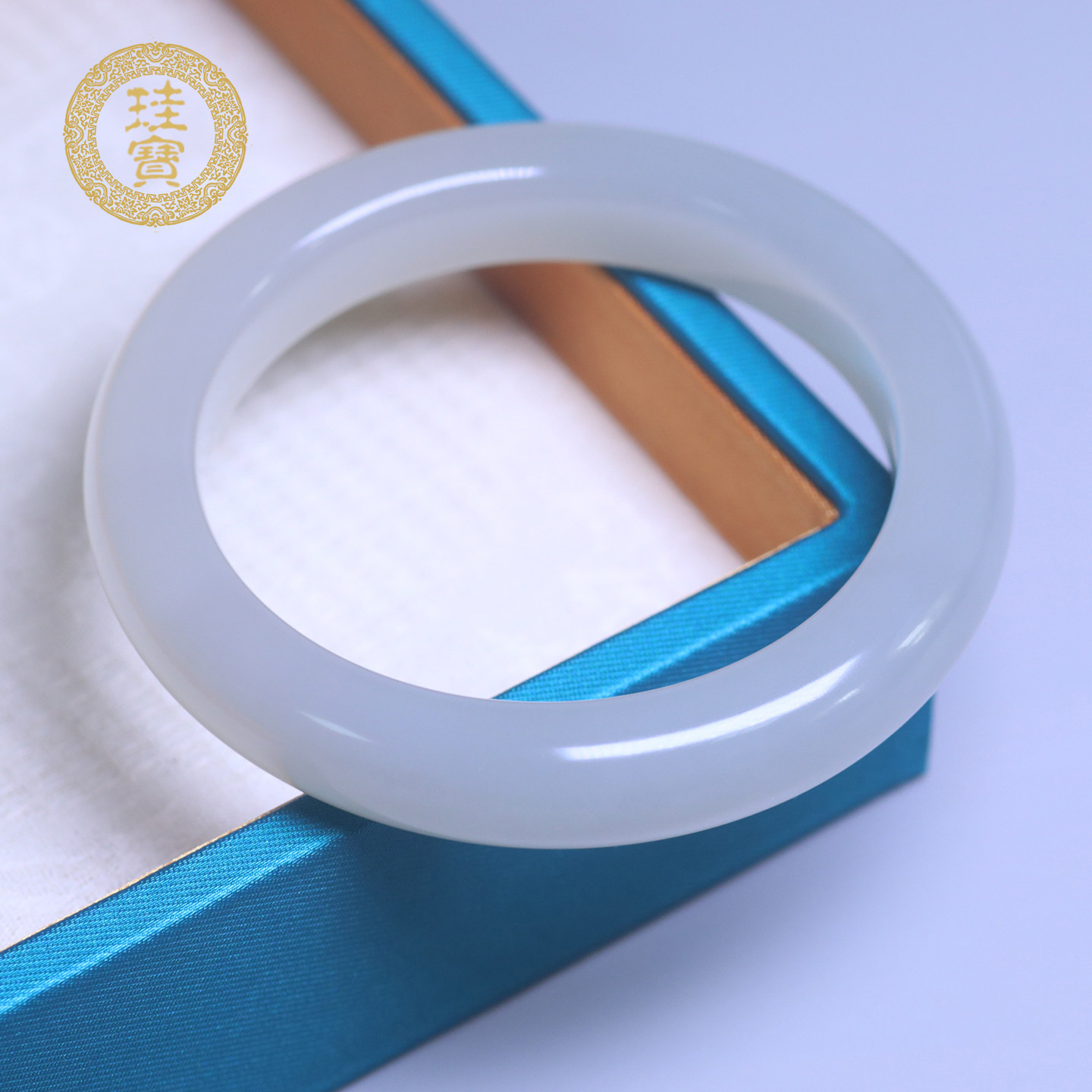 珪宝和田玉浅紫色宽条手镯56mm