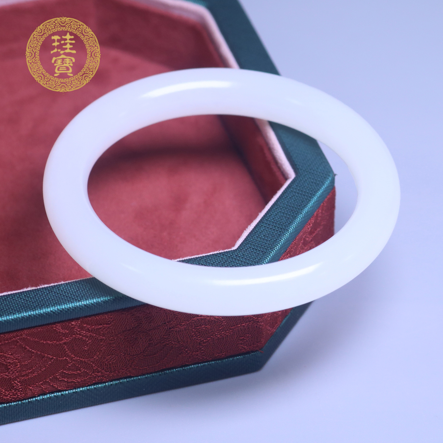 珪宝和田玉羊脂玉圆条手镯57.5mm