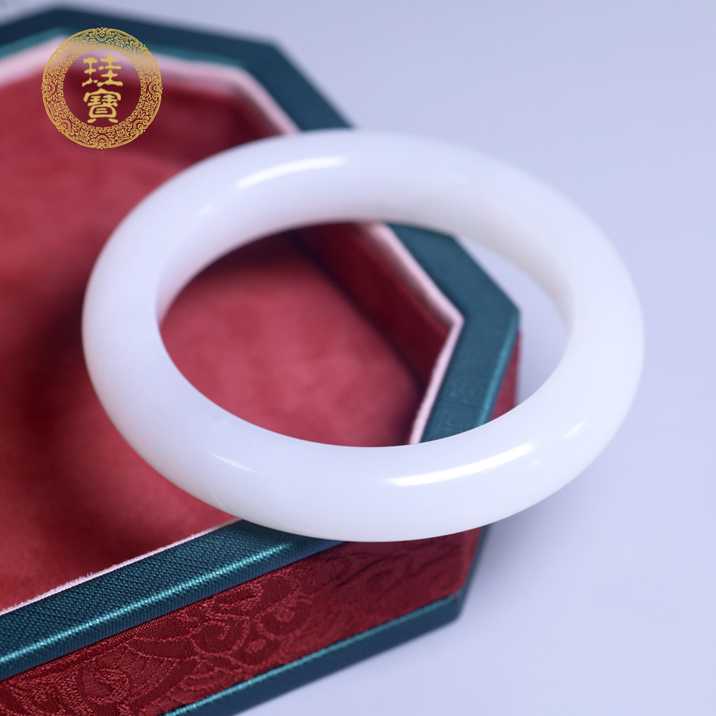 珪宝和田玉羊脂玉宽条手镯女57mm